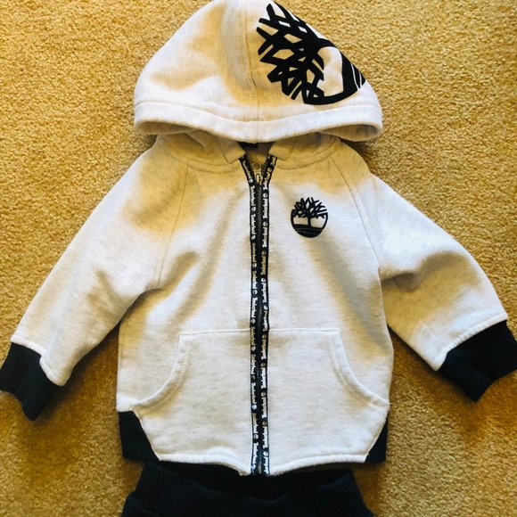 Baby Timberland Sweat Set - Picture 5 of 8